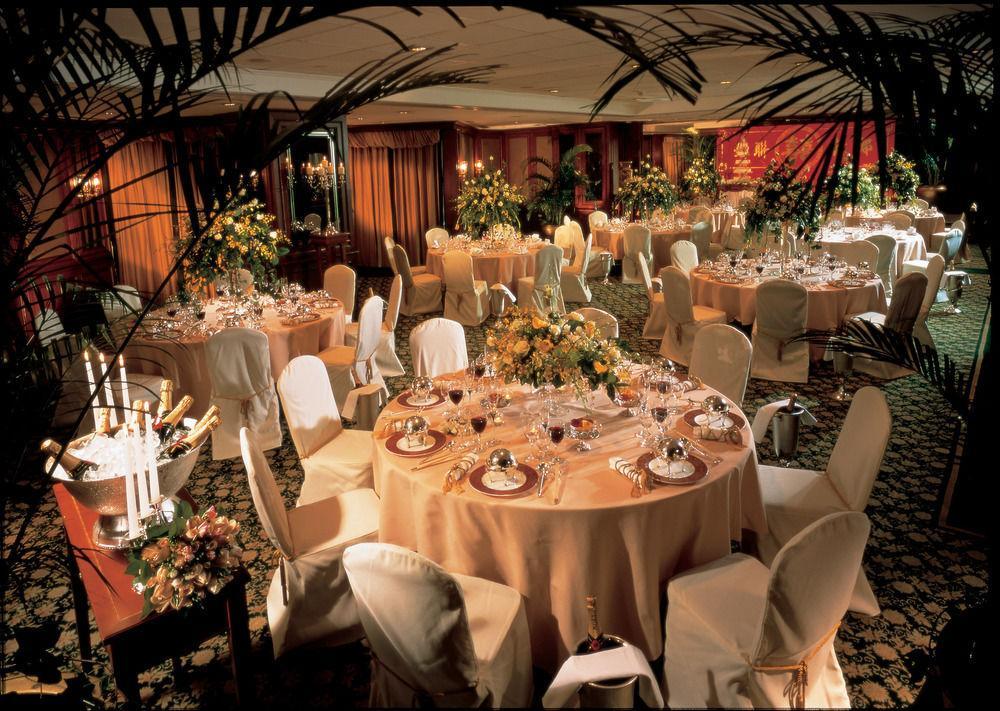 The Excelsior, Hotel