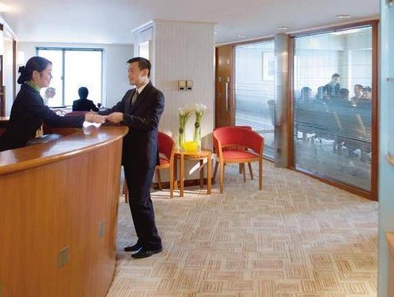 The Excelsior, Hotel