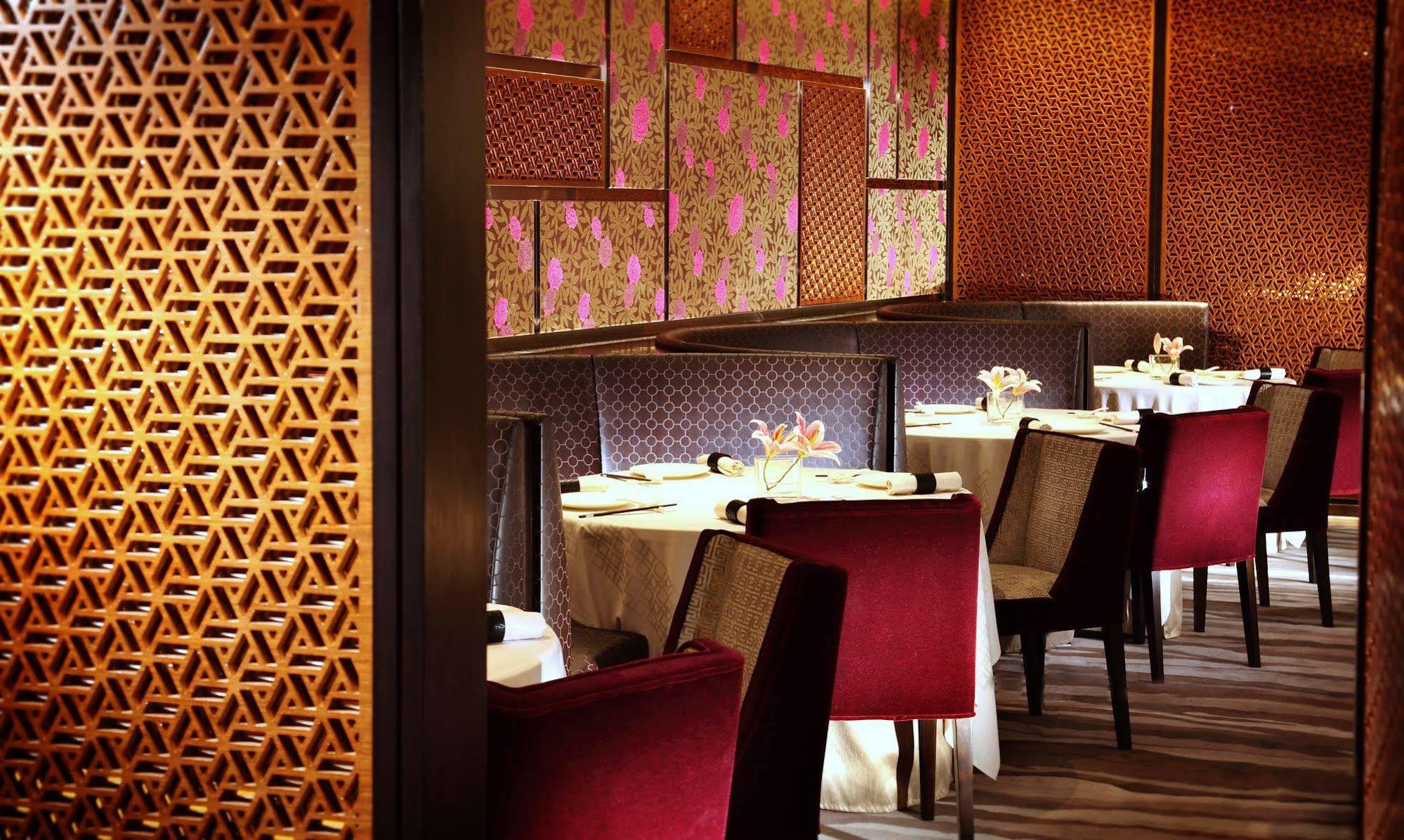 Hotel The Excelsior, 4*